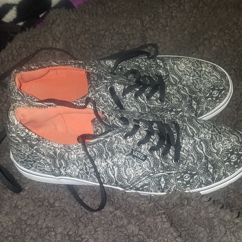 Women's paisley Van's
